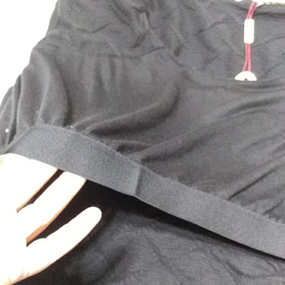 Max Studio Specialty Products top - Picture 3 of 5